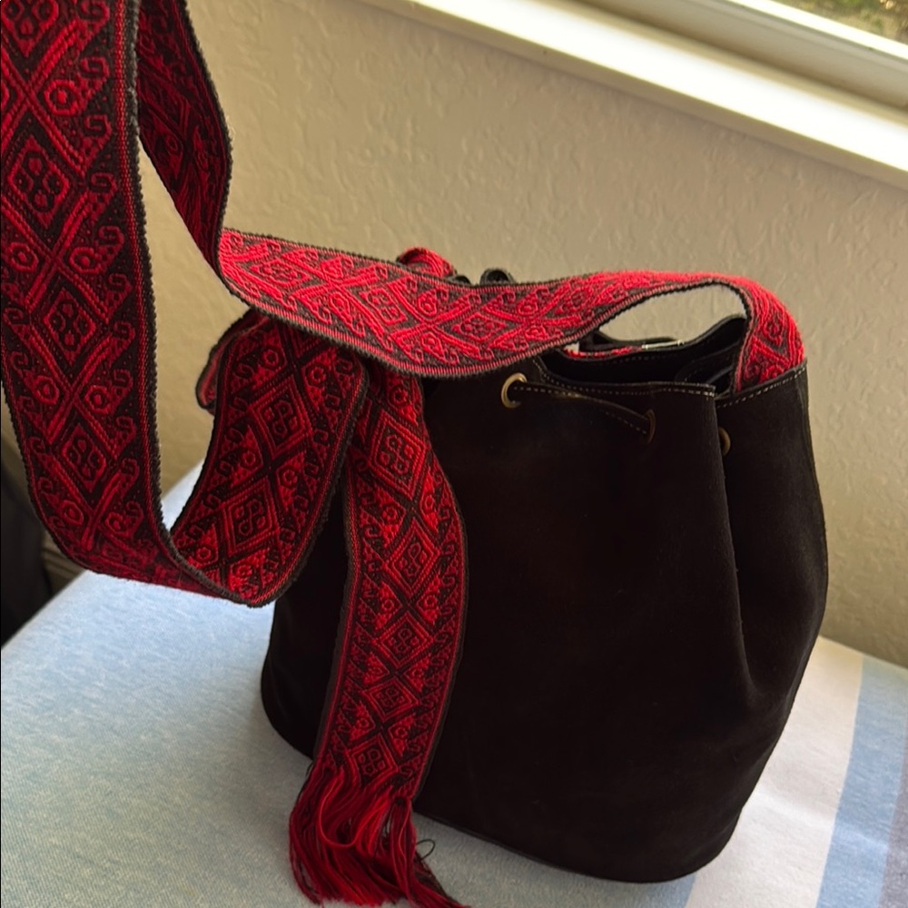 Sporty Black and Red Hobo Bag with Color Block Design - Picture 5 of 5
